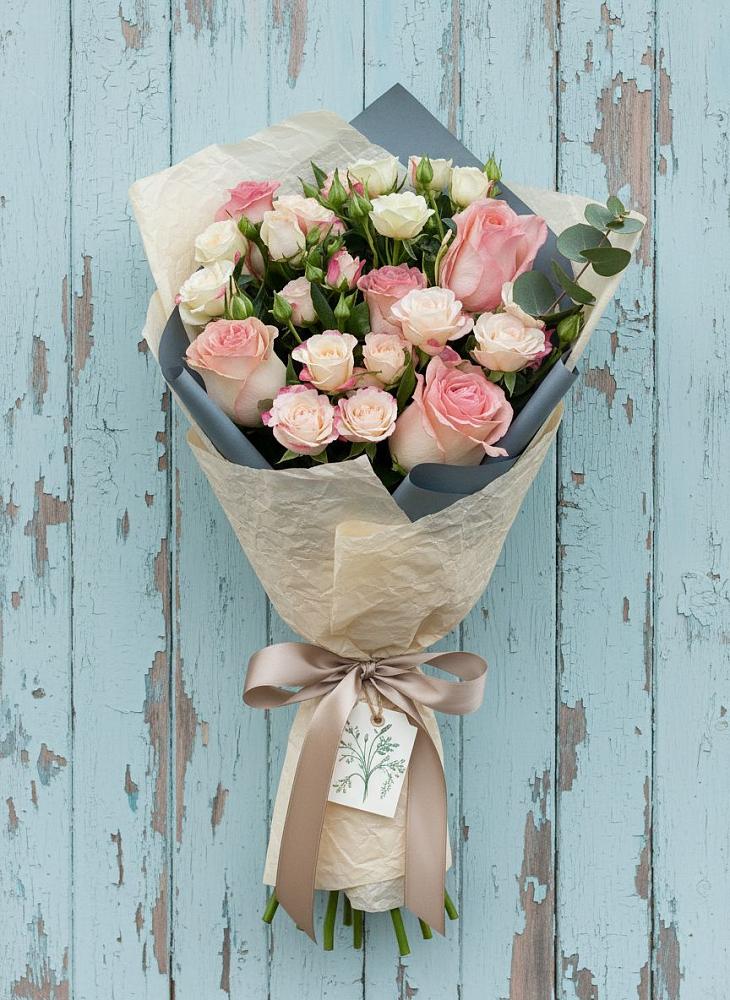 Букет цветов из: Розы в Ростове