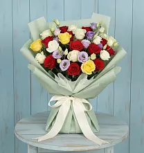 Букет цветов из:  Розы в Ростове