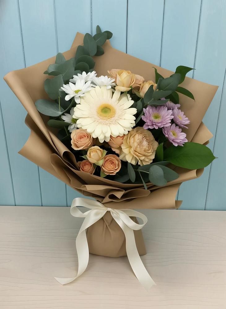 Букет Цветочные луга в Ростове Букет цветов из: Герберы и Хризантемы в Ростове