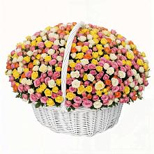 Премиум корзина Кустовых Роз в Ростове Премиум букет из: Розы в Ростове