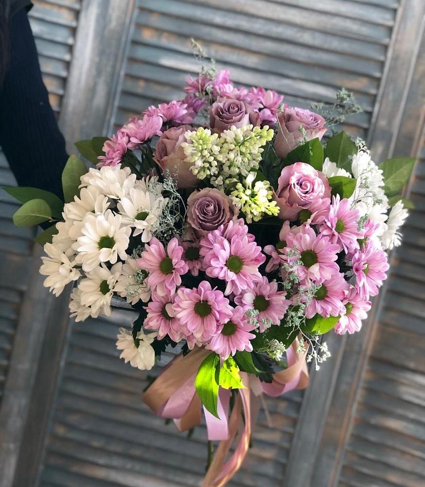 Букет цветов из: Хризантемы и Розы в Ростове