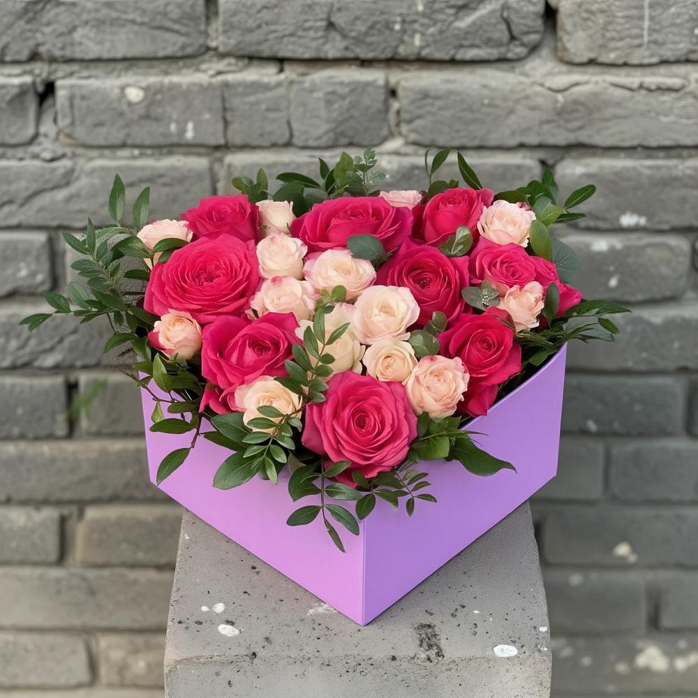 Композиция моя любовь в Ростове Цветочная композиция из Розы в коробке в Ростове