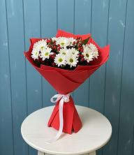 Букет ягоды на снегу в Ростове Букет цветов из:  Хризантемы в Ростове