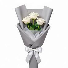 Букет 3 белые розы в Ростове