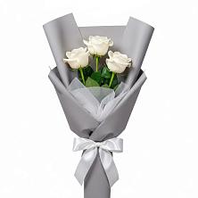Букет 3 белые розы в Ростове Букет 3 белые розы в Ростове