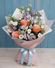 Букет Утренняя свежесть в Ростове Букет цветов из:  Лизиантусы, Розы, Альстромерии и Гипсофила в Ростове