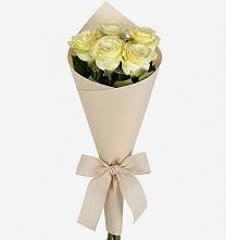 Букет цветов из:  Розы в Ростове
