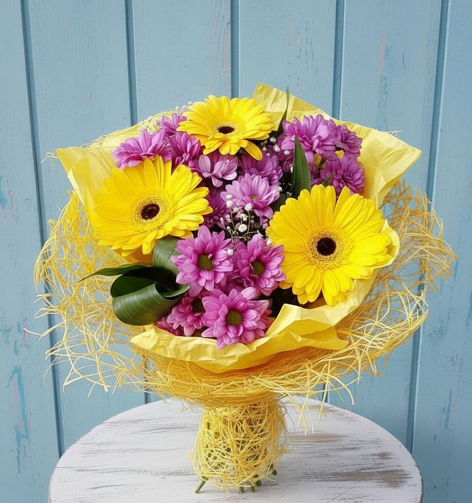 Букет цветов из: Хризантемы и Герберы в Ростове