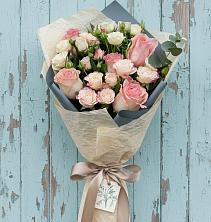 Букет нежный и розовый в Ростове Букет цветов из:  Розы в Ростове