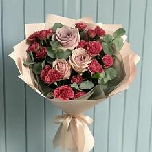 Букет цветов из:  Гвоздики и Розы в Ростове