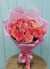 15 Розовых роз Равель в Ростове Букет 15 Розовых роз Равель в Ростове